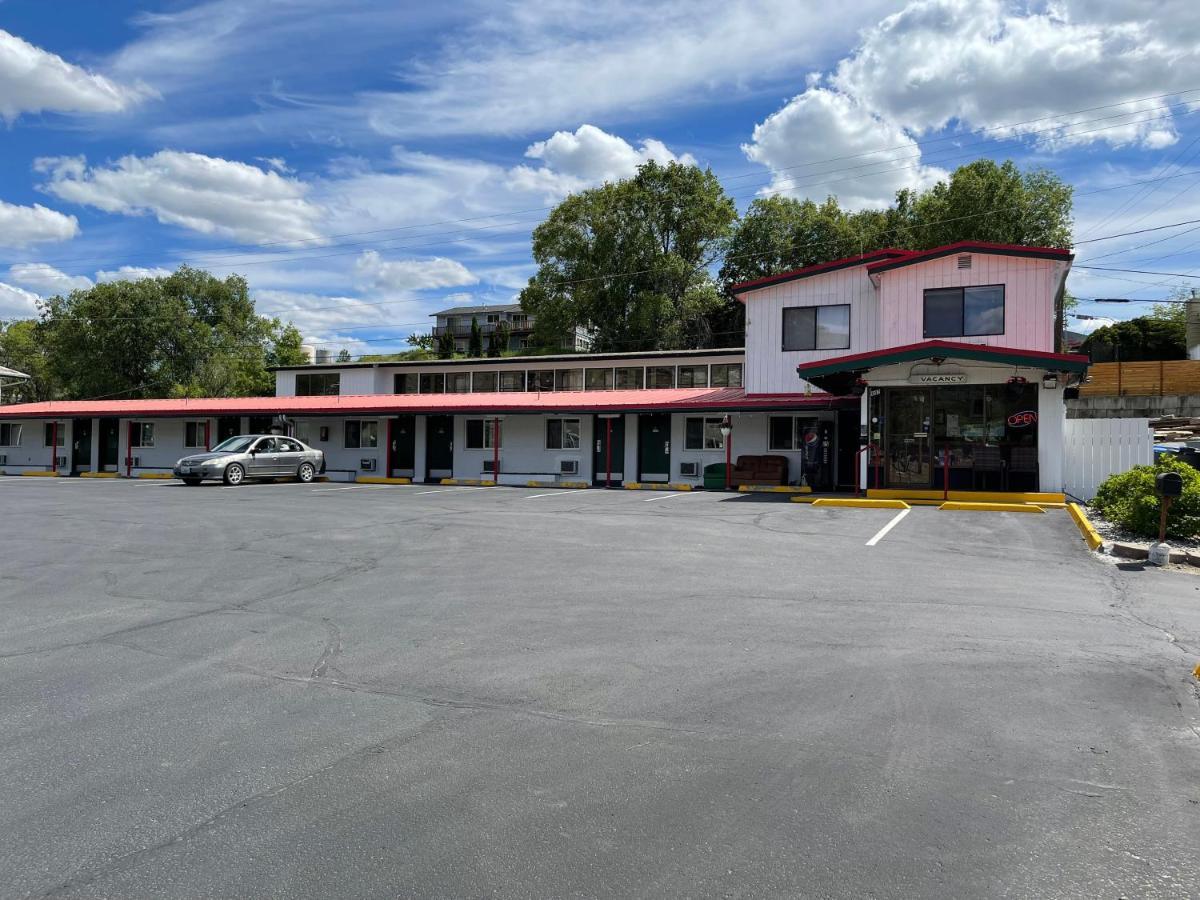 Apple Inn Motel Chelan Zewnętrze zdjęcie